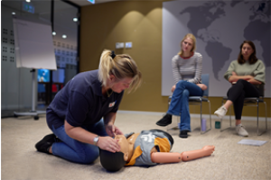 Cursus Reanimatie en AED (online + klassikaal)